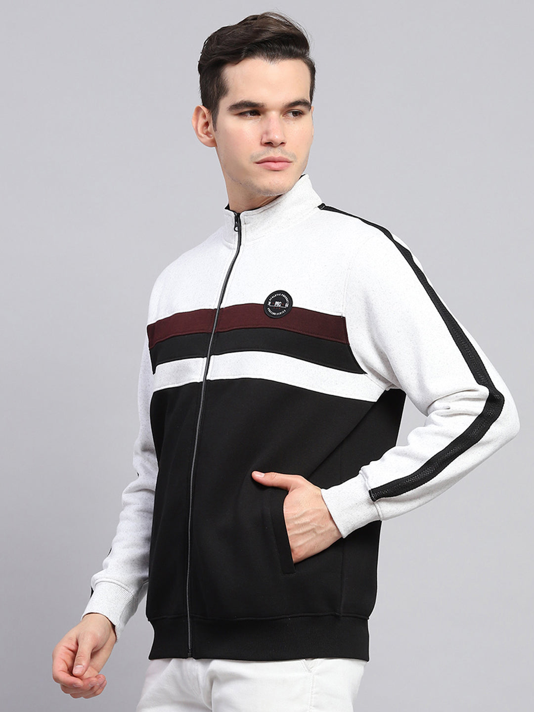 Men Black Solid Mock Neck Full Sleeve Sweatshirt