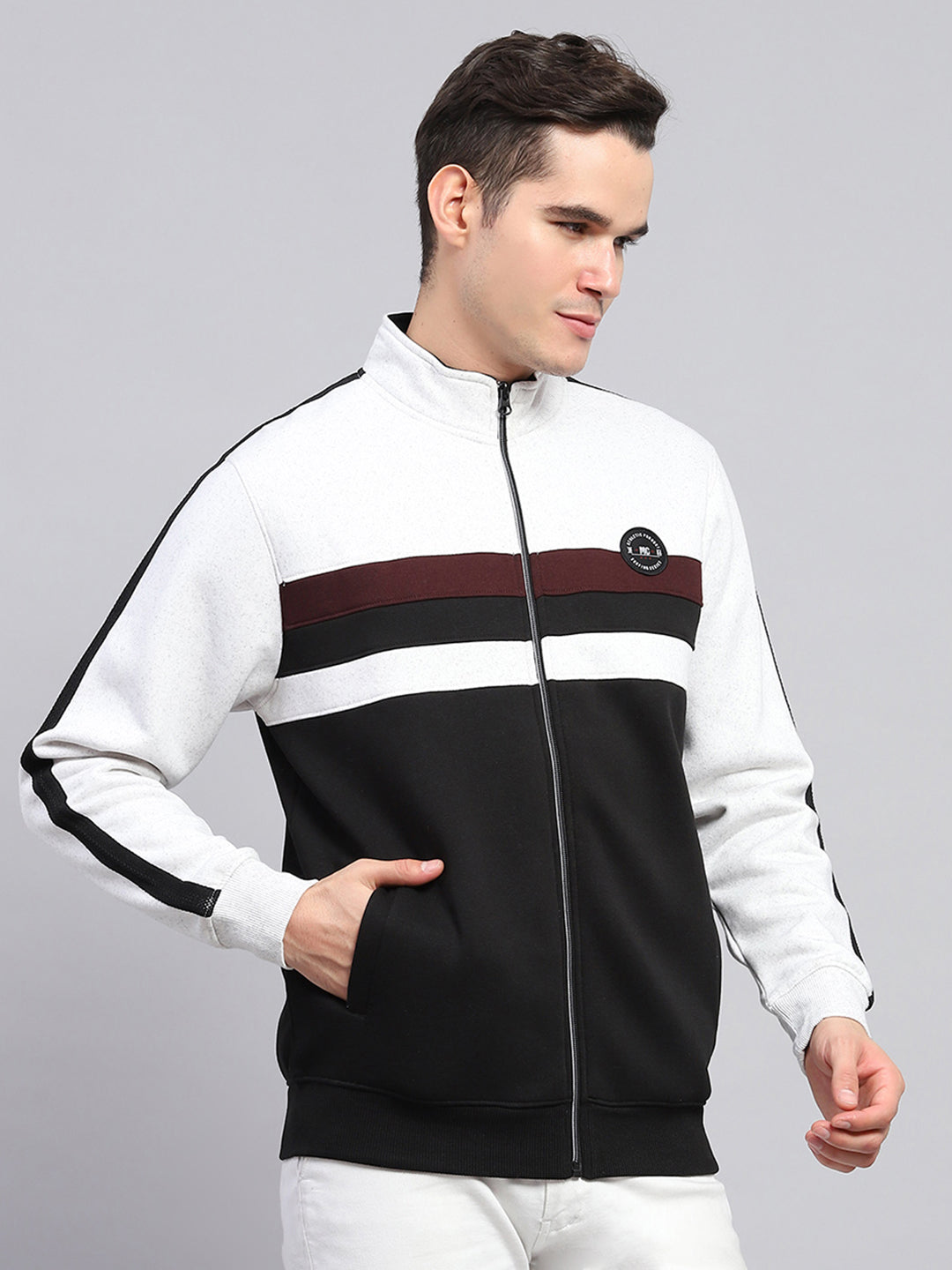 Men Black Solid Mock Neck Full Sleeve Sweatshirt