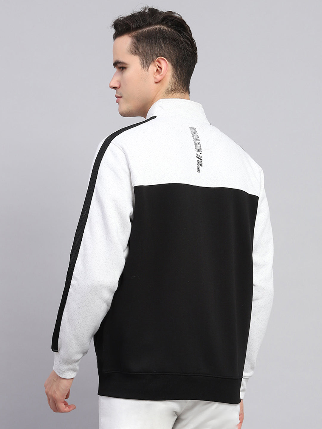 Men Black Solid Mock Neck Full Sleeve Sweatshirt