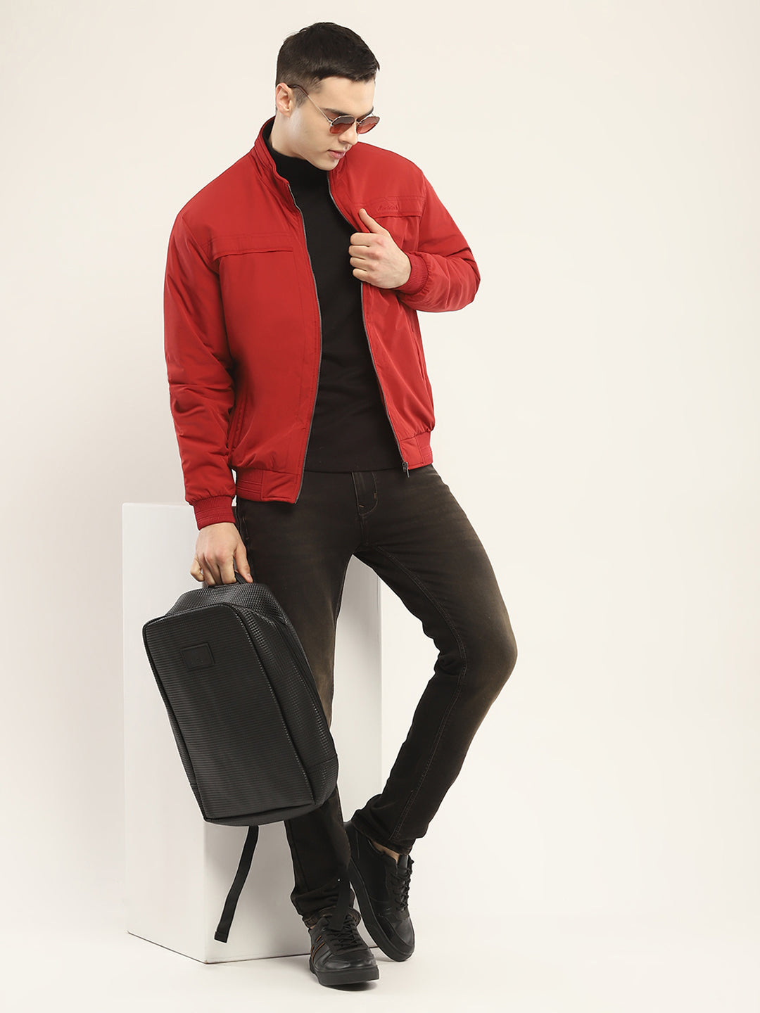 Men Red Solid Mock Neck Full Sleeve Jacket