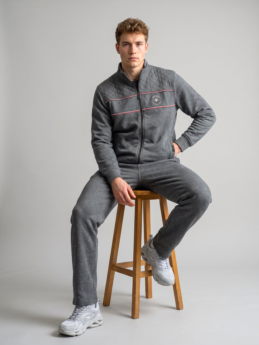 Men Grey Solid Collar Full Sleeve Winter Tracksuit