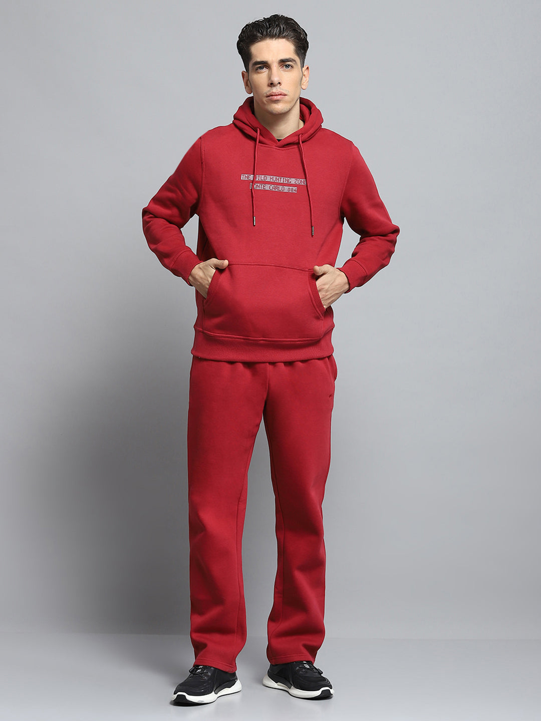 Men Maroon Solid Hooded Full Sleeve Winter Tracksuit