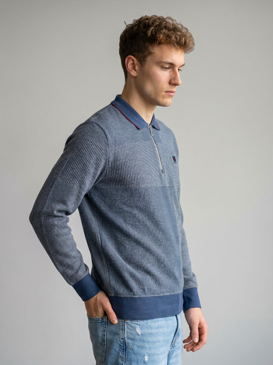Men Blue Jacquard Collar Full Sleeve Sweatshirt