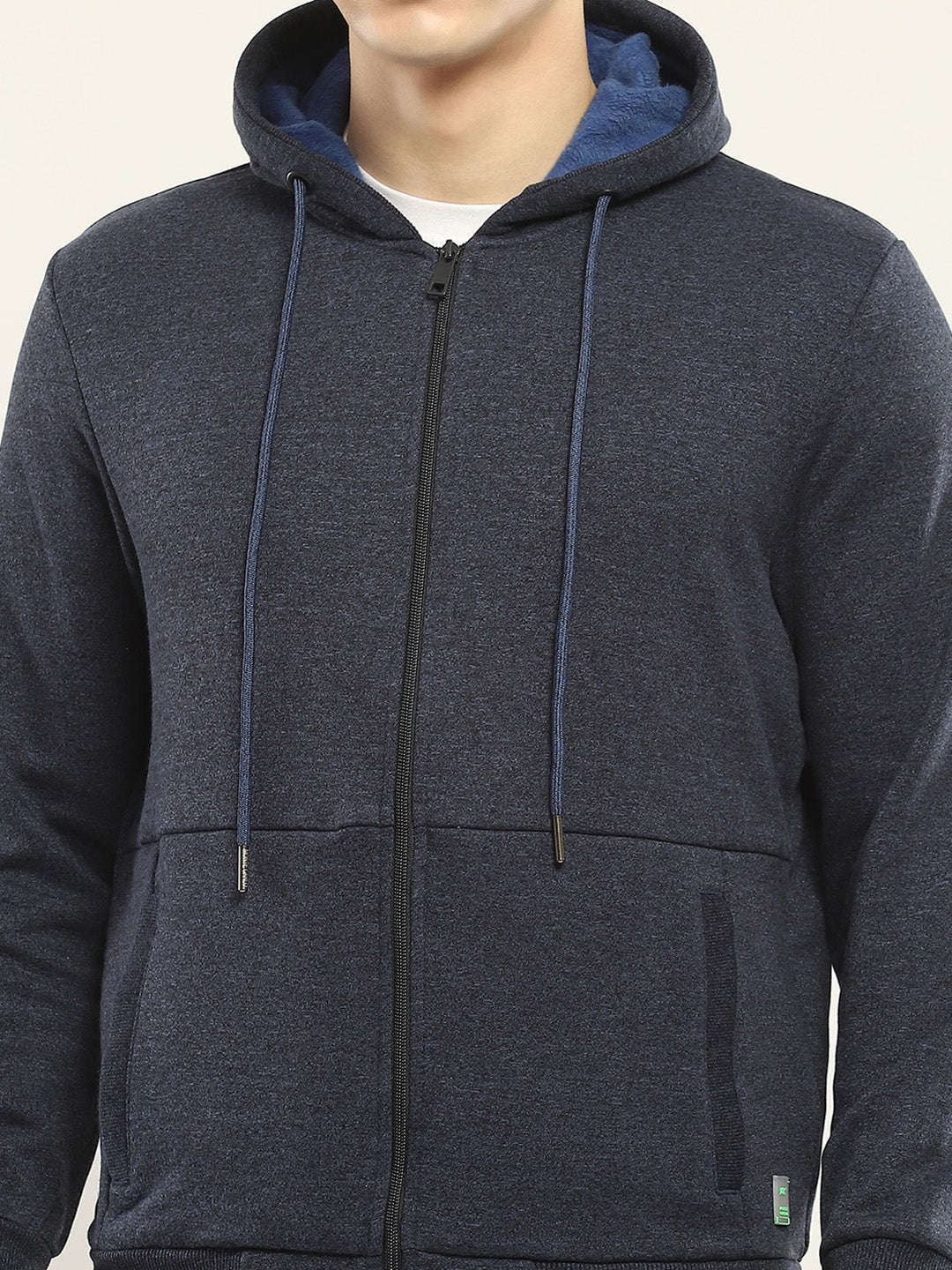 Men Navy Blue Solid Hooded Full Sleeve Sweatshirt