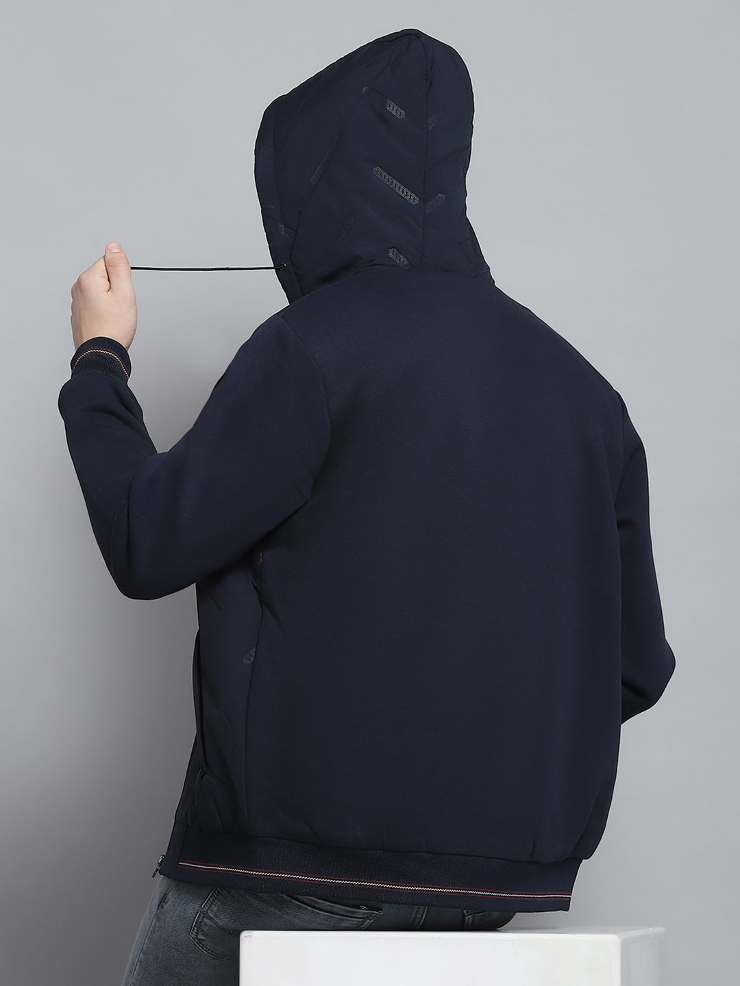 Men Navy Blue Solid Hooded Full Sleeve Sweatshirt