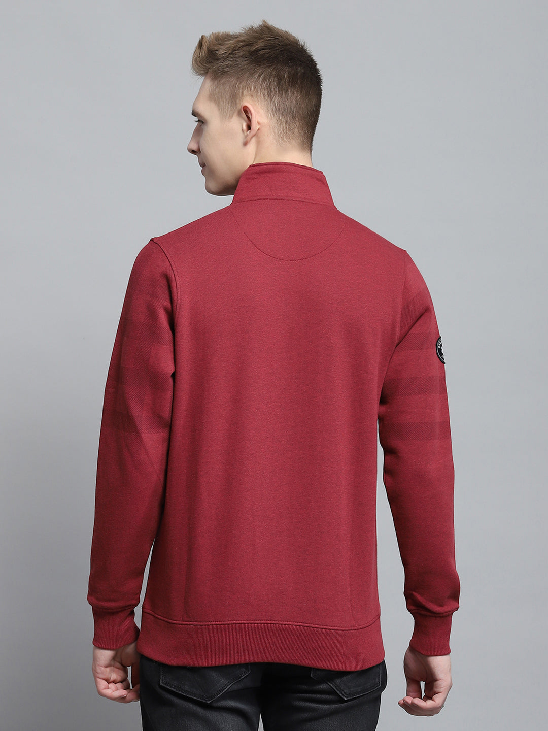 Men Maroon Printed Mock Neck Full Sleeve Sweatshirt