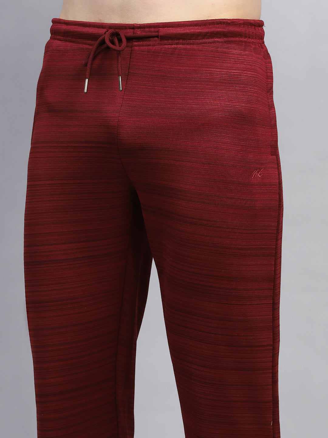 Men Maroon Solid Mock Neck Full Sleeve Winter Tracksuit