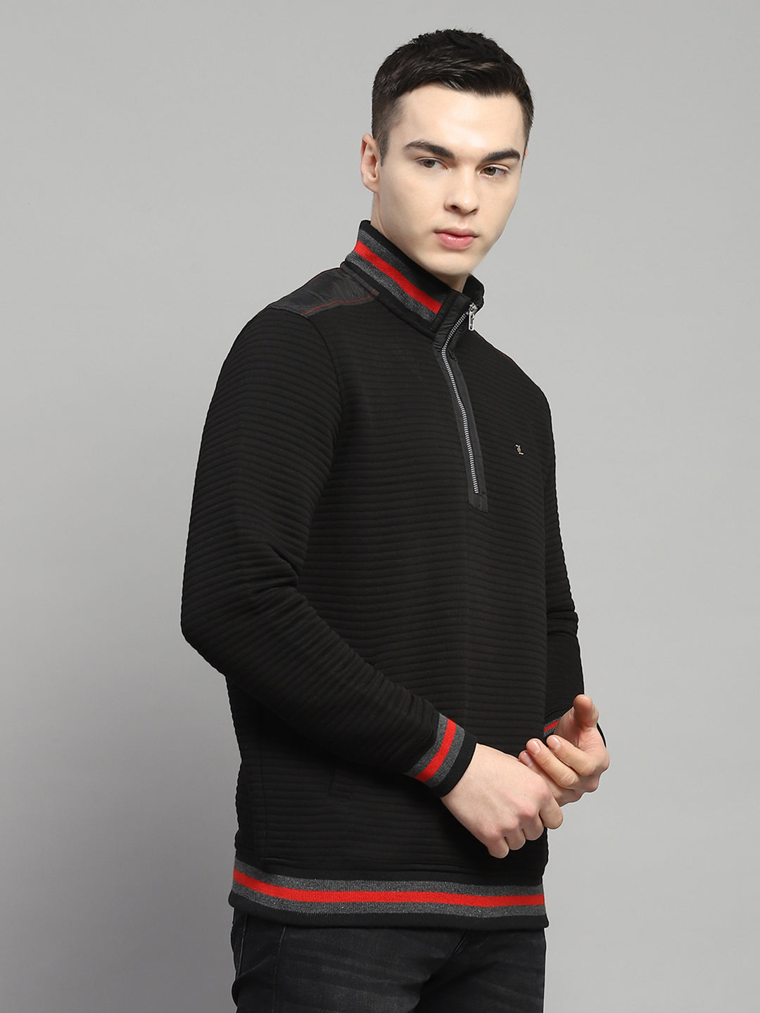 Men Black Solid Mock Neck Full Sleeve Sweatshirt
