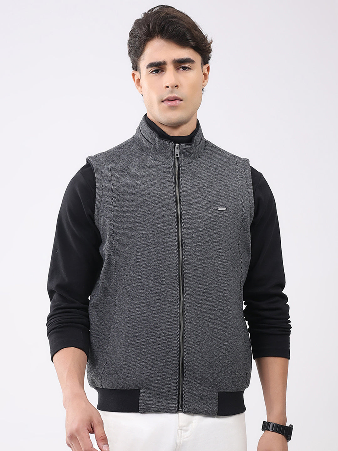 Men Grey Solid Mock Neck Sleeveless Coat