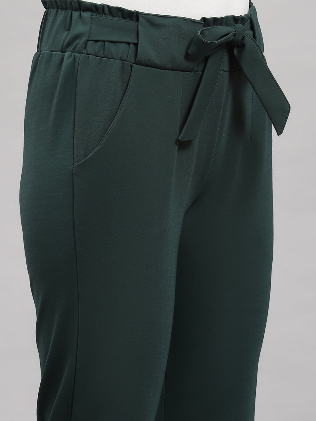 Women Green Solid Regular Fit Winter Lower