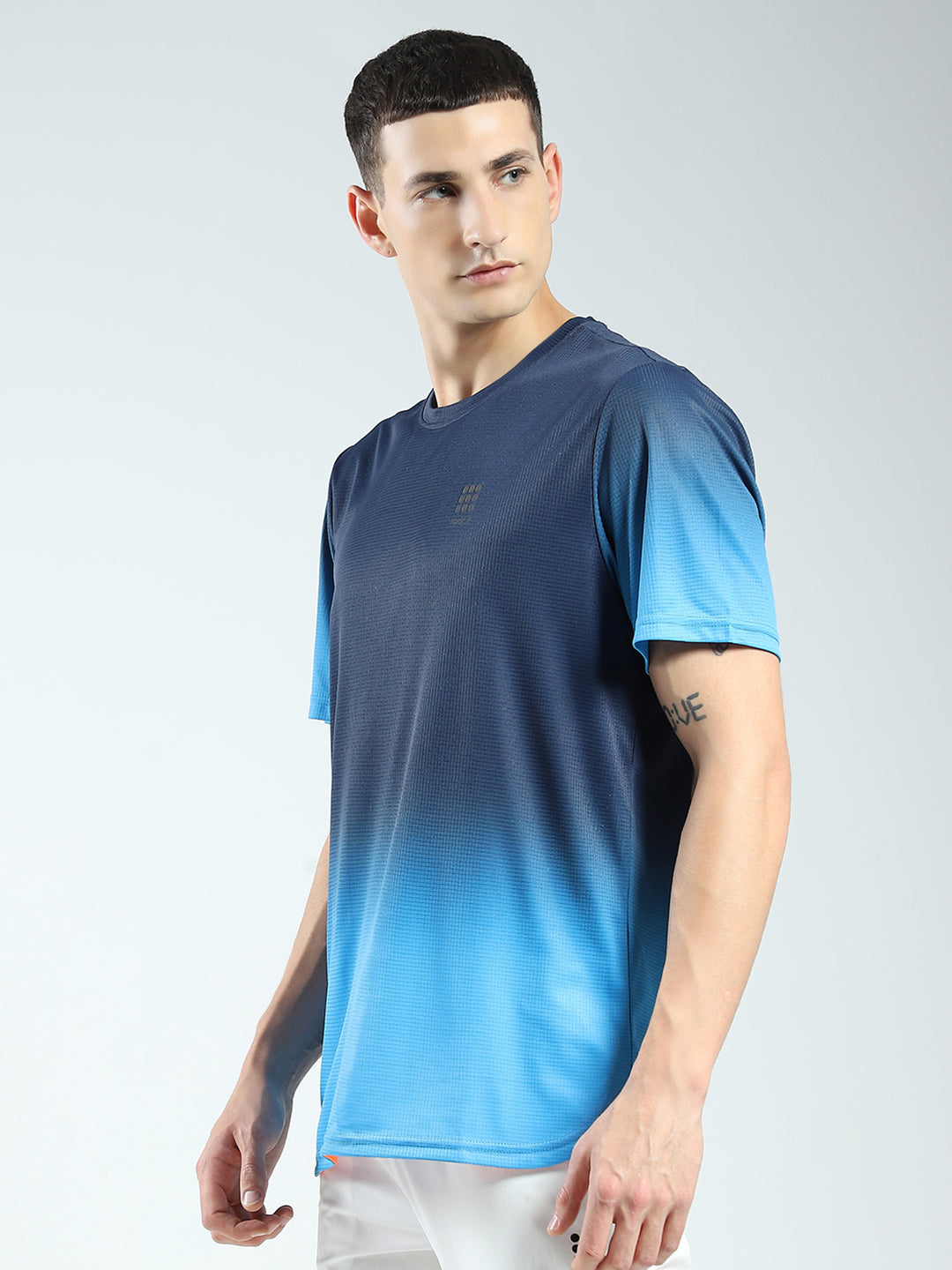 Rock.it Men Blue Solid Round Neck Half Sleeve T-Shirt