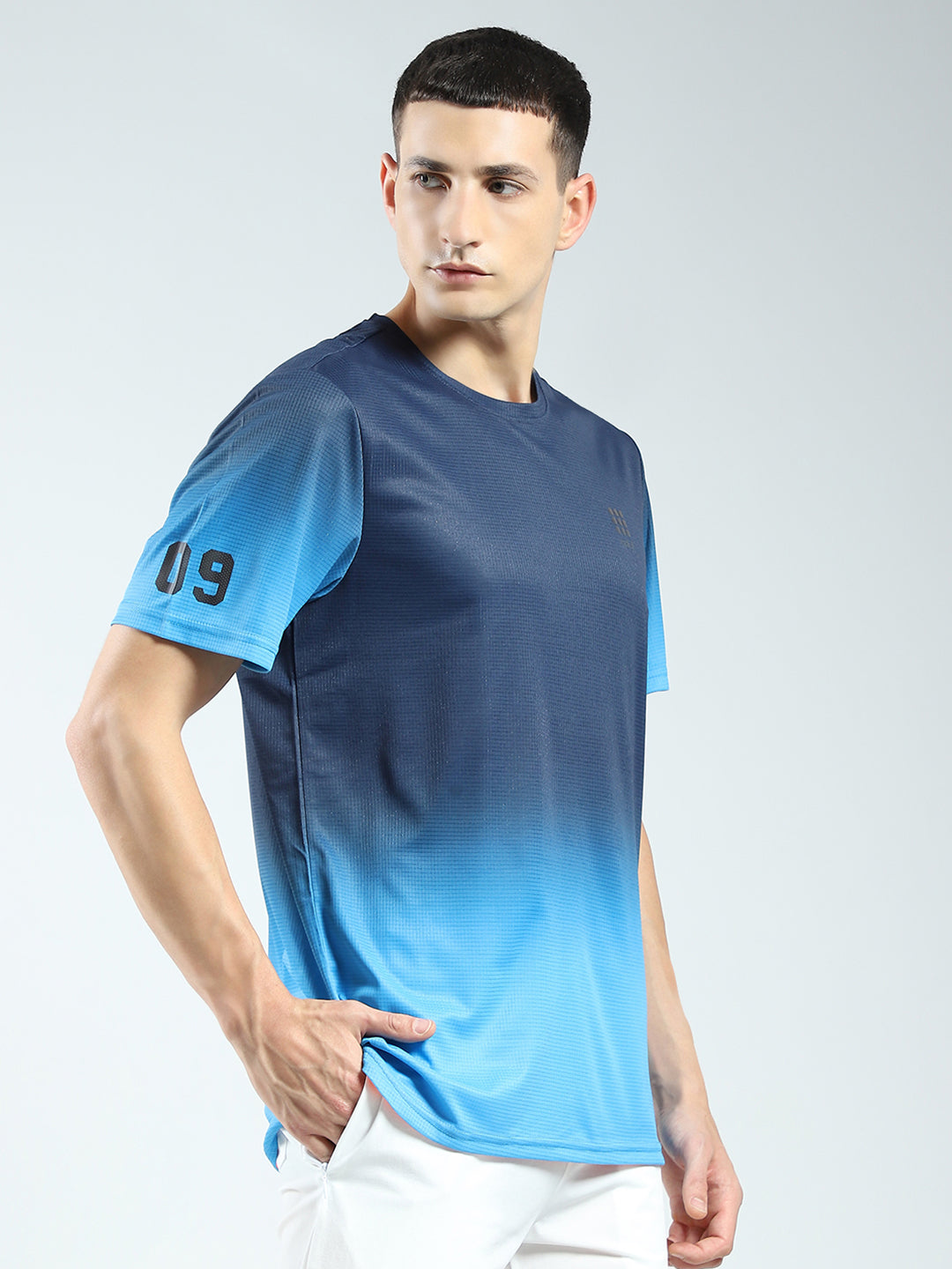 Rock.it Men Blue Solid Round Neck Half Sleeve T-Shirt