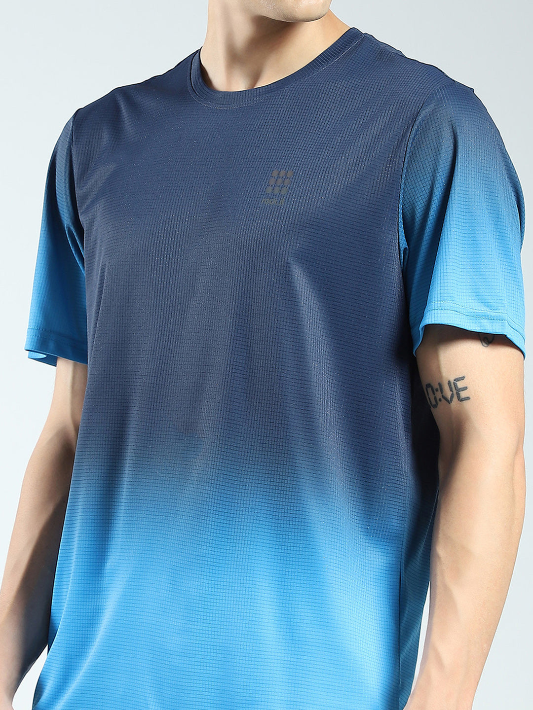 Rock.it Men Blue Solid Round Neck Half Sleeve T-Shirt