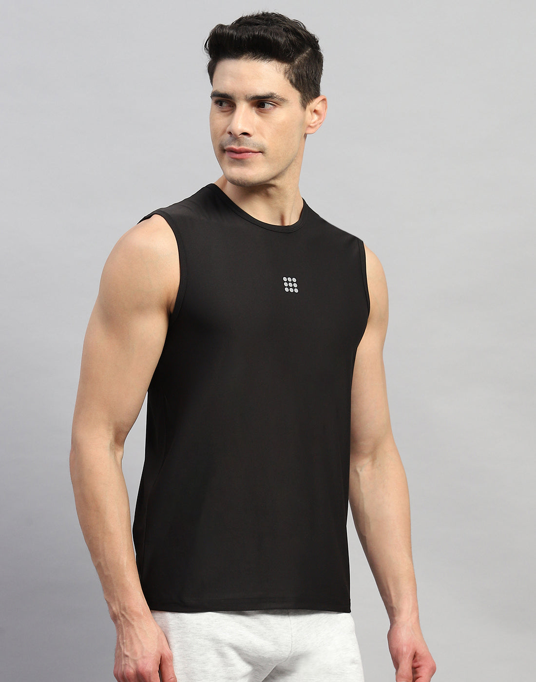 Rock.it Men Black Solid Round Neck Sleeveless T-Shirt