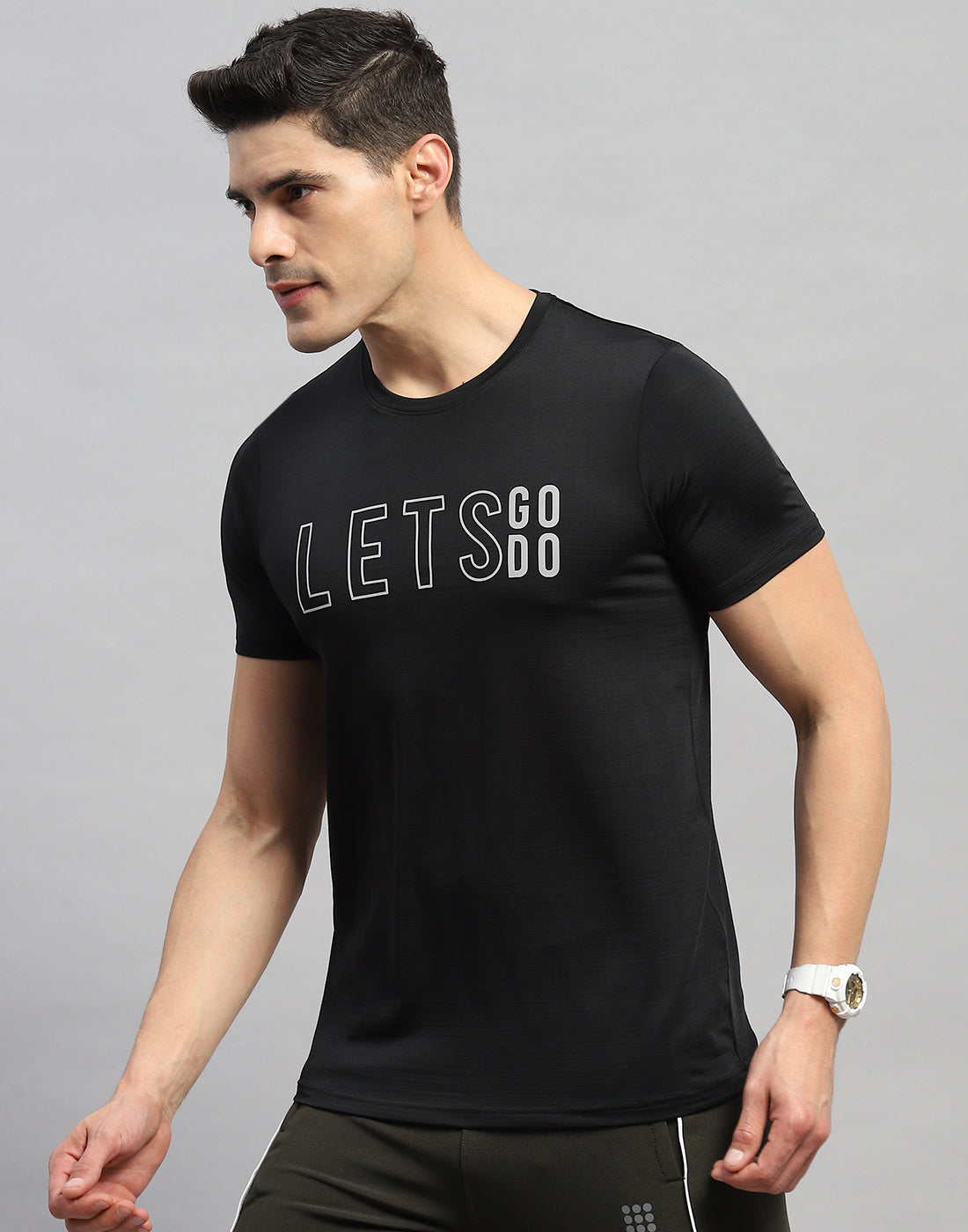 Rock.it Men Black Self Design Round Neck Half Sleeve T-Shirt