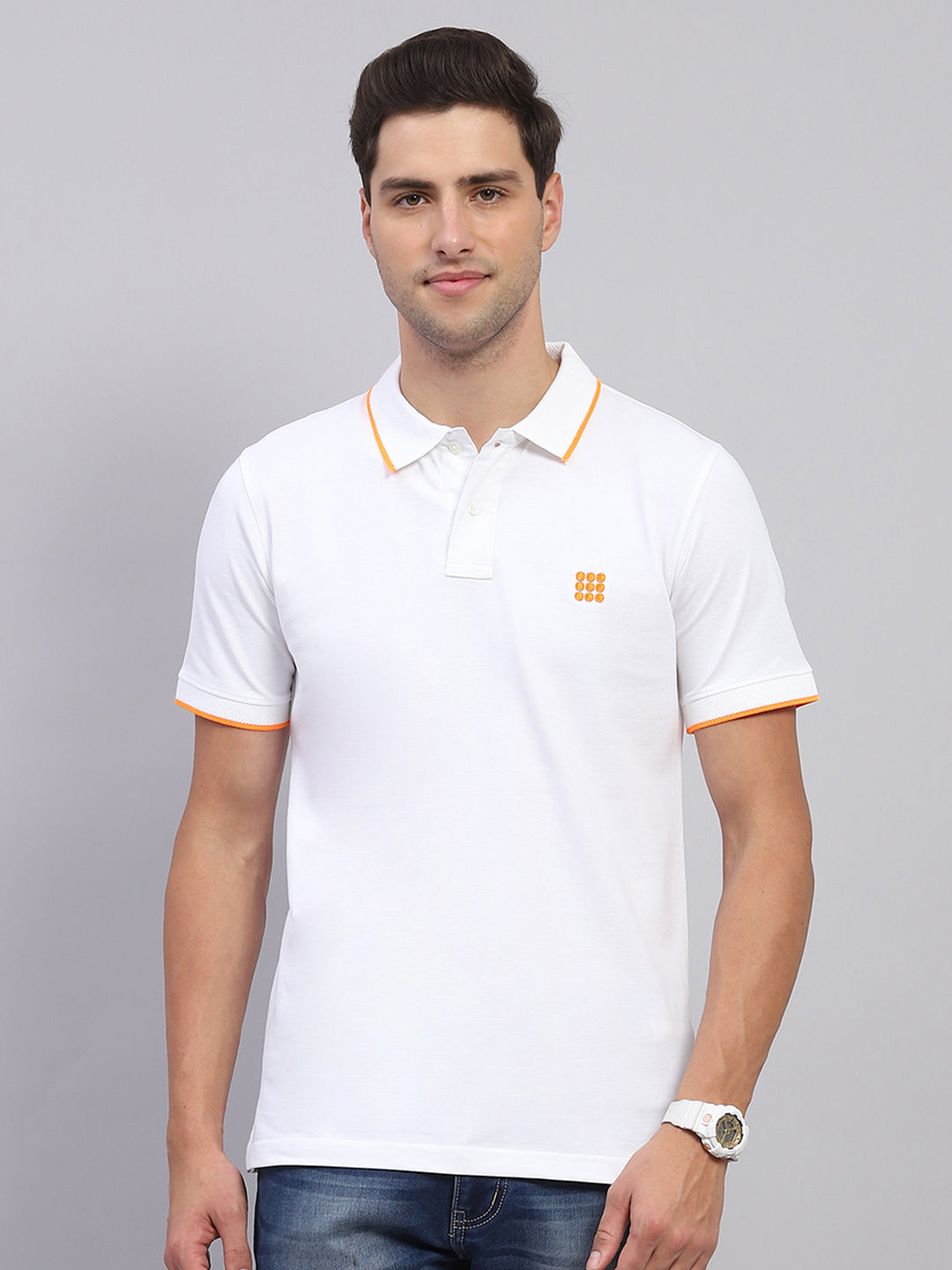 Rock.it Men White Solid Collar Half Sleeve T-Shirt