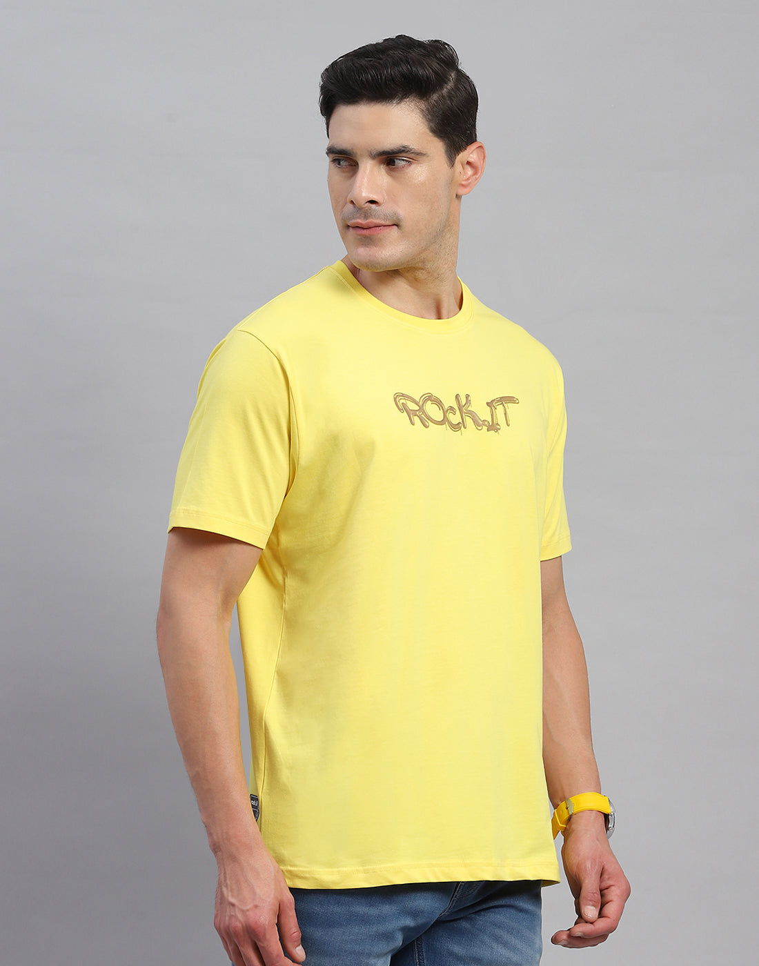 Rock.it Men Yellow Solid Round Neck Half Sleeve T-Shirt