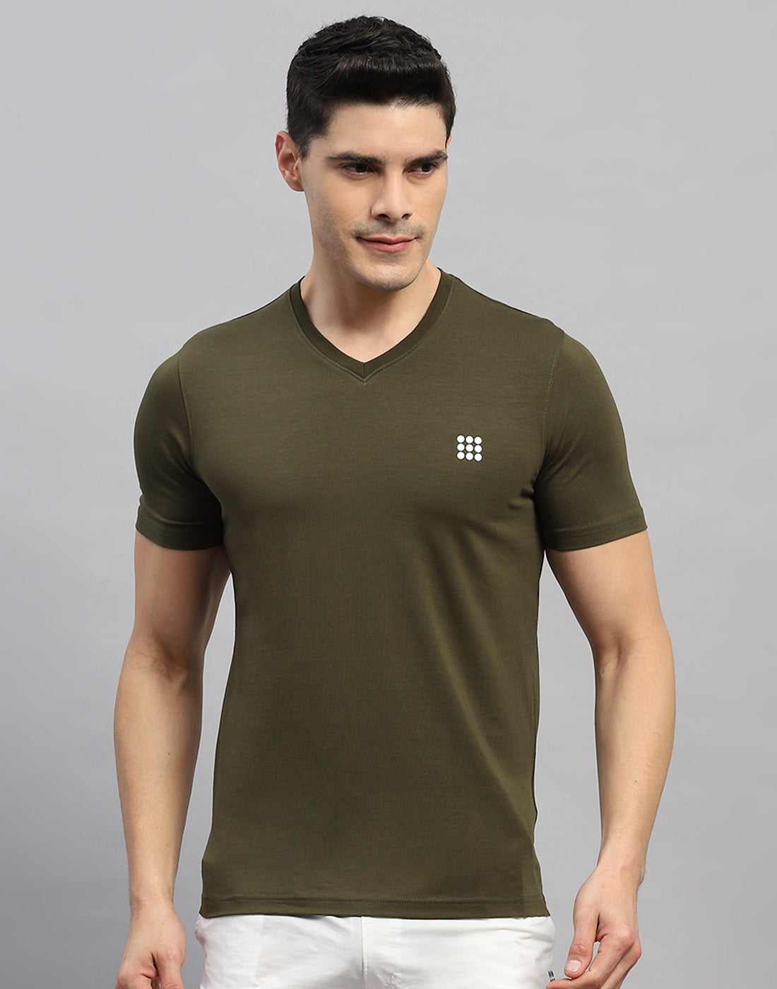 Rock.it Men Olive Solid V Neck Half Sleeve T-Shirt