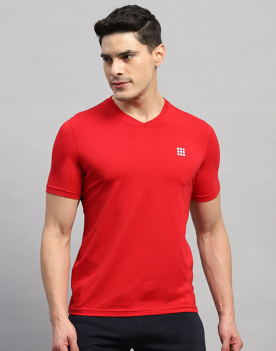 Men Red Solid V Neck Half Sleeve T-Shirt