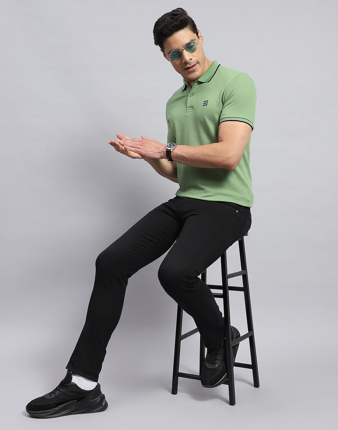 Rock.it Men Green Self Design Collar Half Sleeve T-Shirt