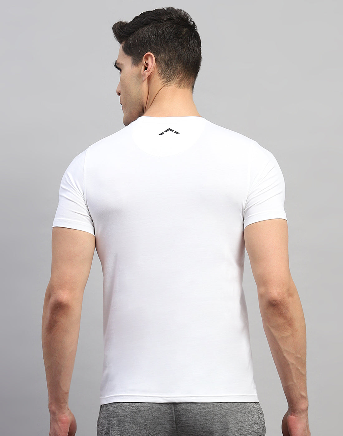 Buy Men White Solid Round Neck Half Sleeve T-Shirt Online in India