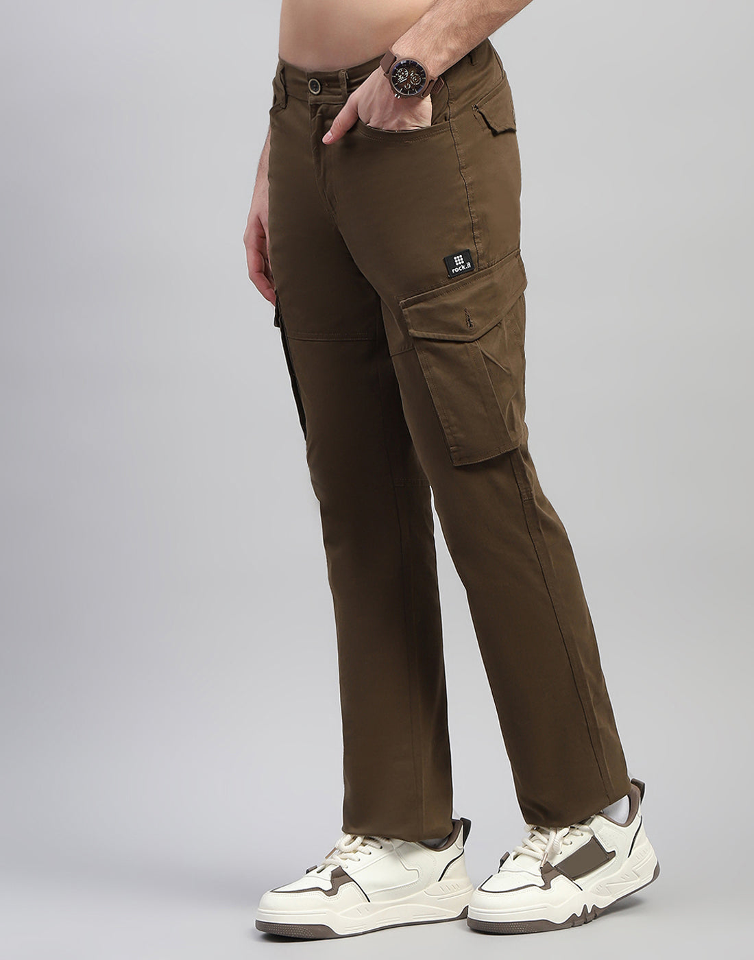 Rock.it Men Brown Solid Regular Fit Cargo