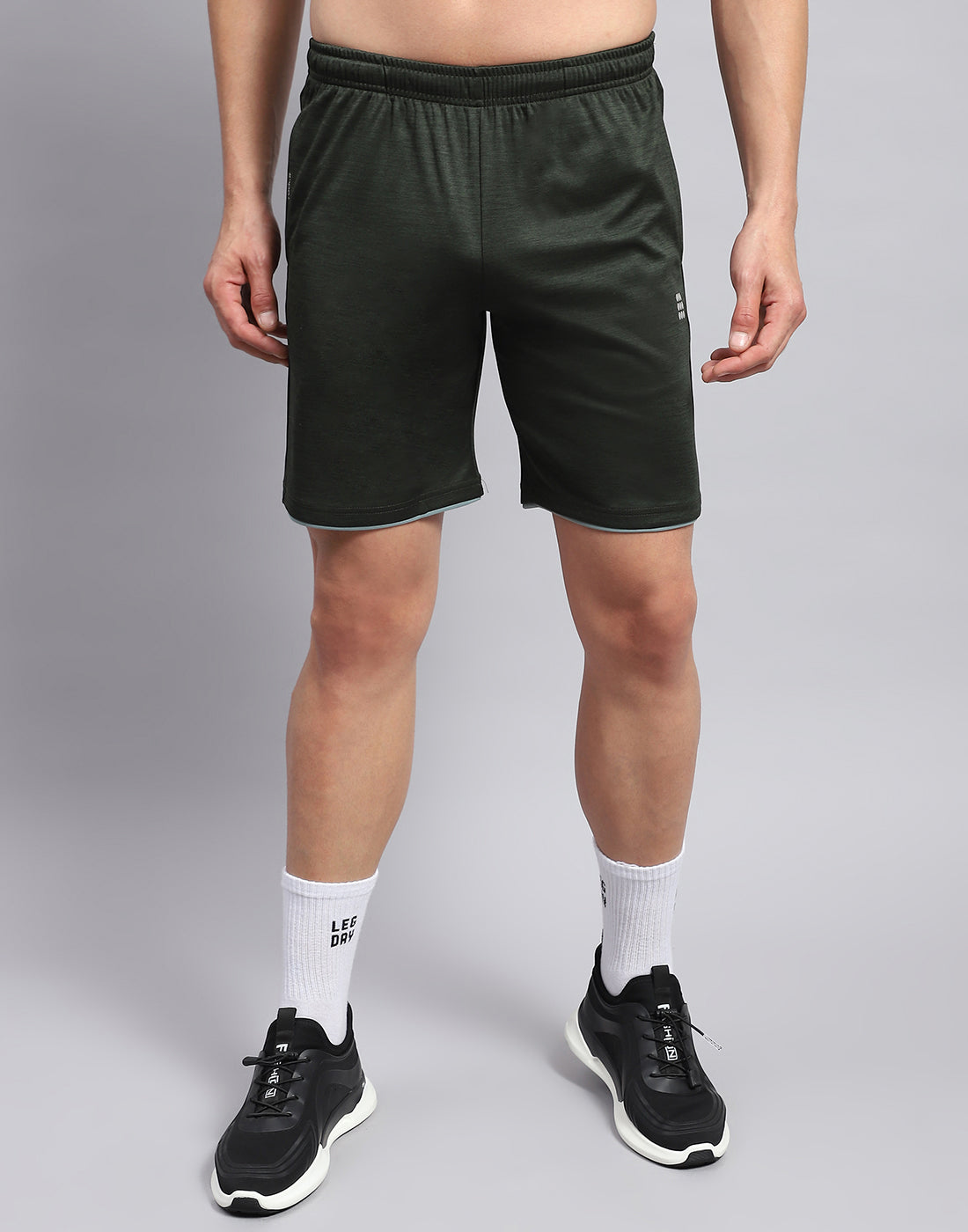 Rock.it Men Olive Solid Round Neck Half Sleeve Short