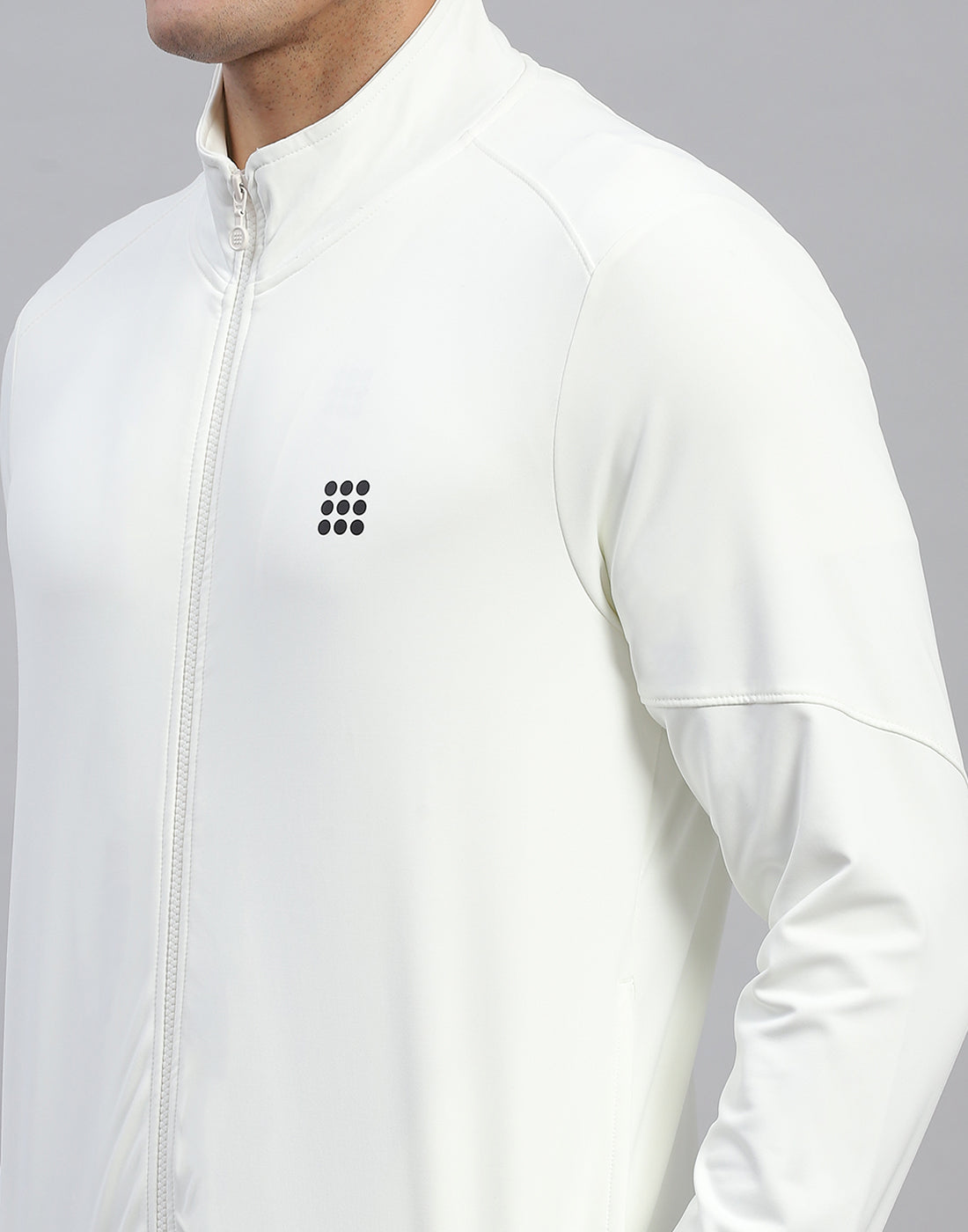 Rock.it Men Cream Solid Round Neck Full Sleeve Tracksuit