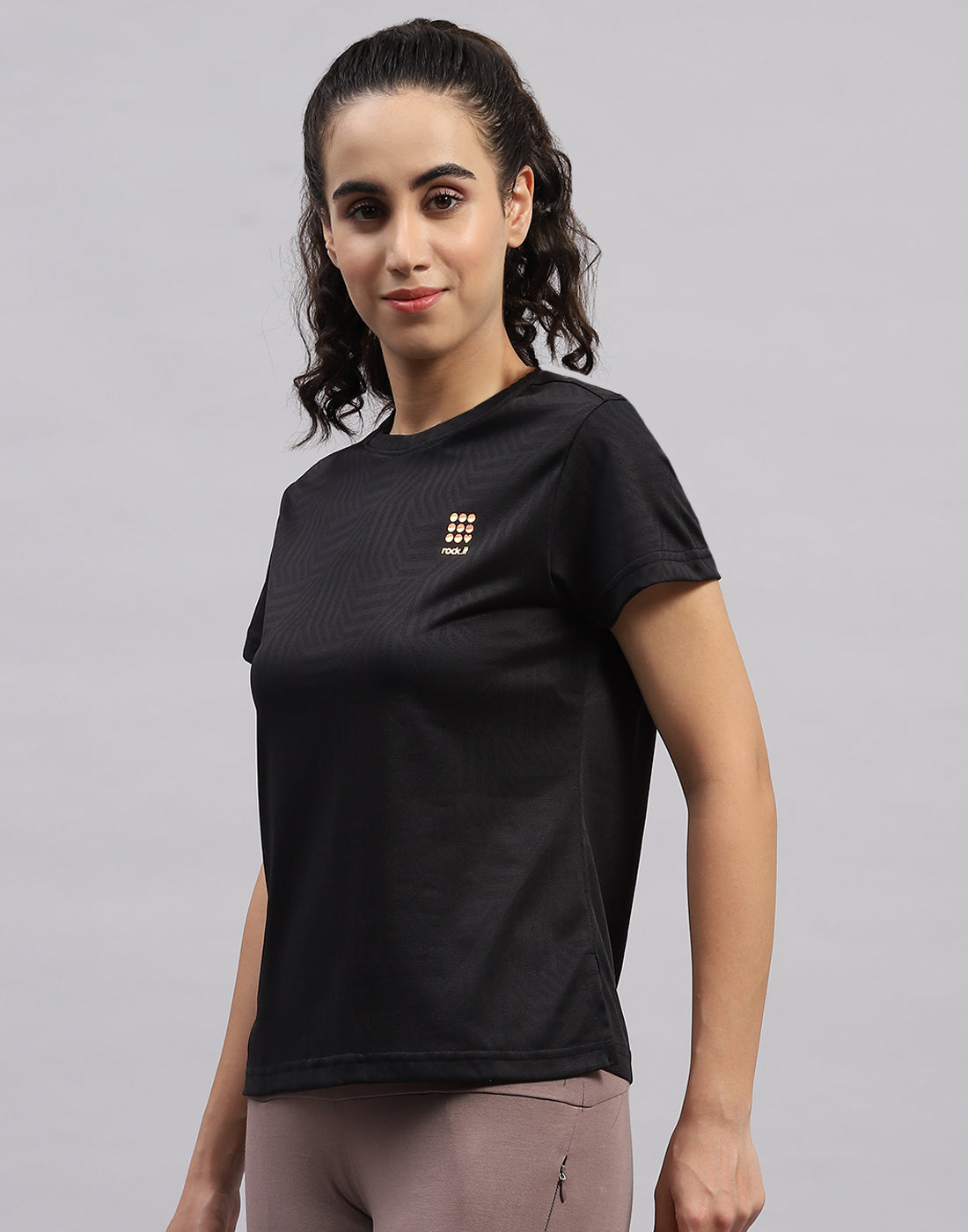 Rock.it Women Black Self Design Round Neck Half Sleeve Top