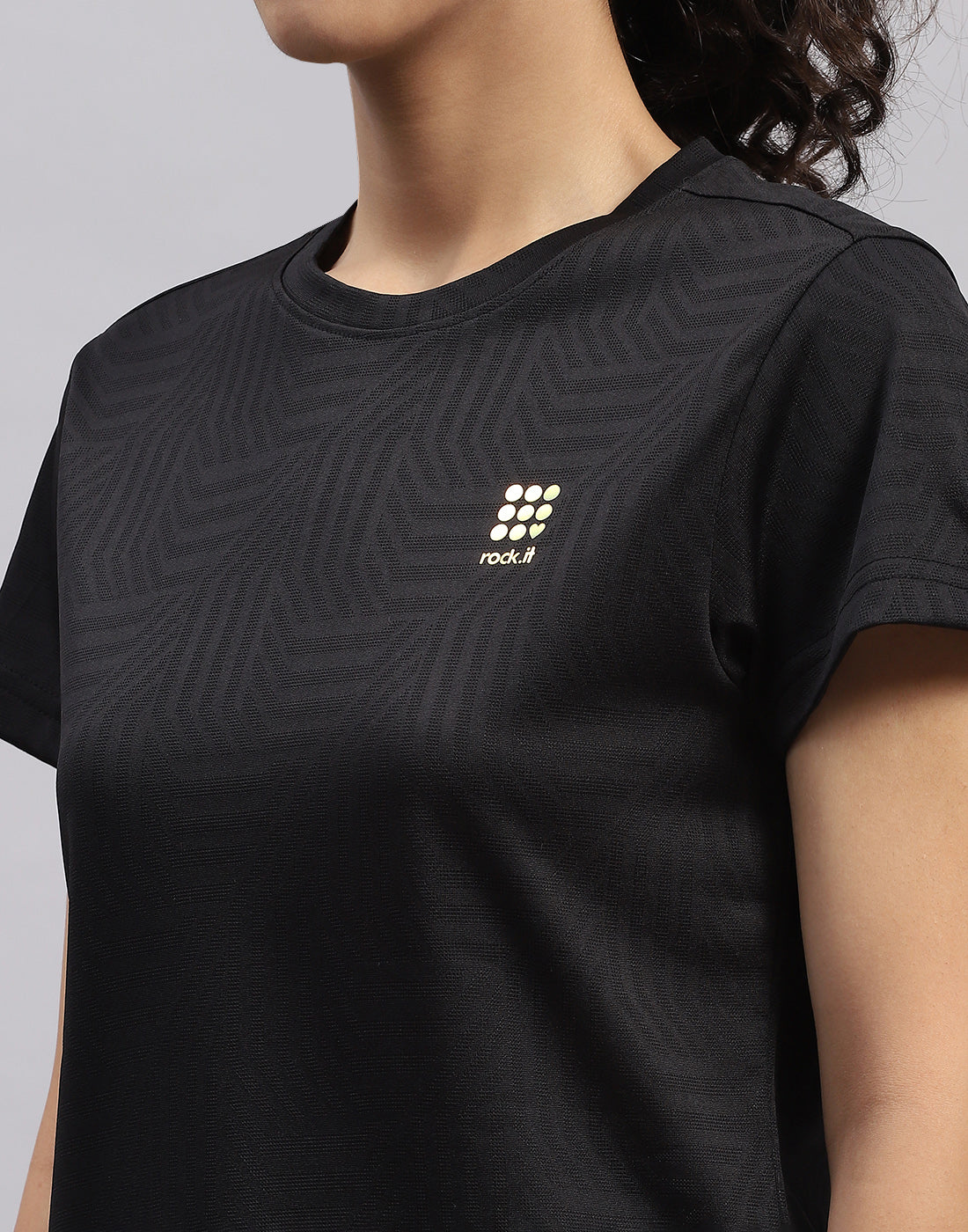 Rock.it Women Black Self Design Round Neck Half Sleeve Top