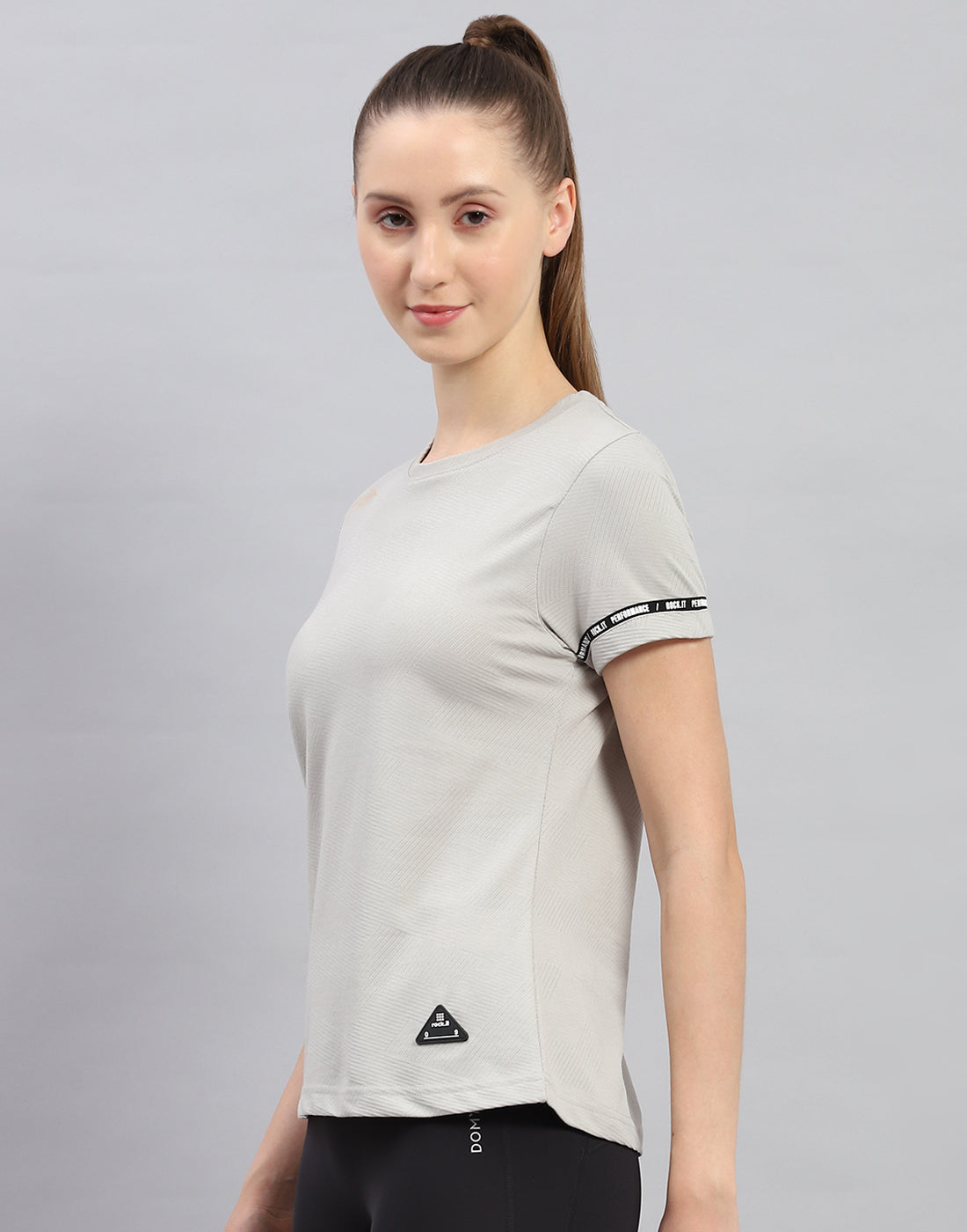 Rock.it Women Grey Solid Round Neck Half Sleeve Top