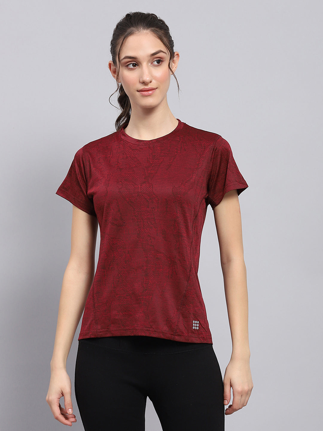 Rock.it Women Maroon Printed Round Neck Half Sleeve Top