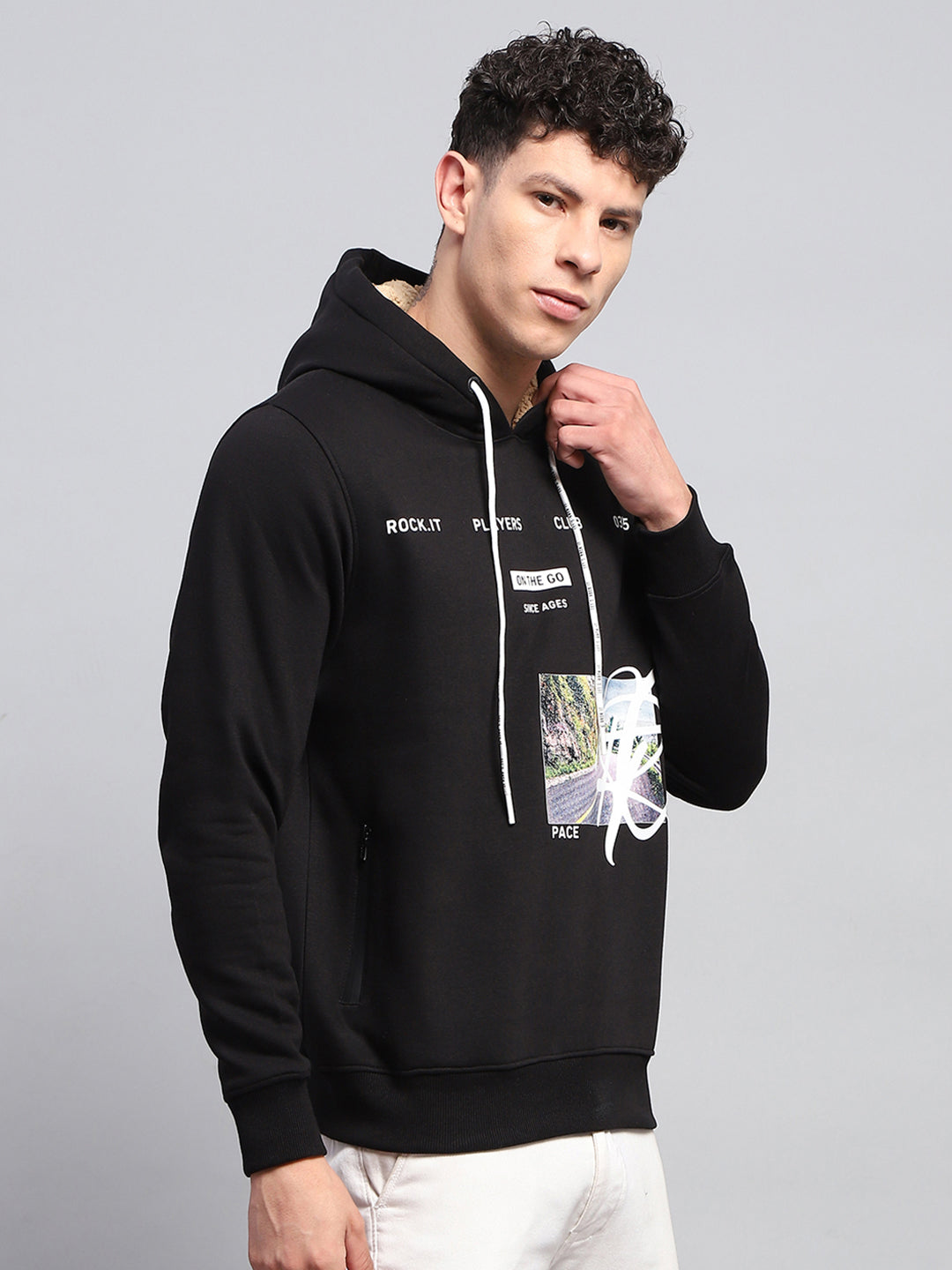 Rock.it Men Black Printed Hooded Full Sleeve Sweatshirt