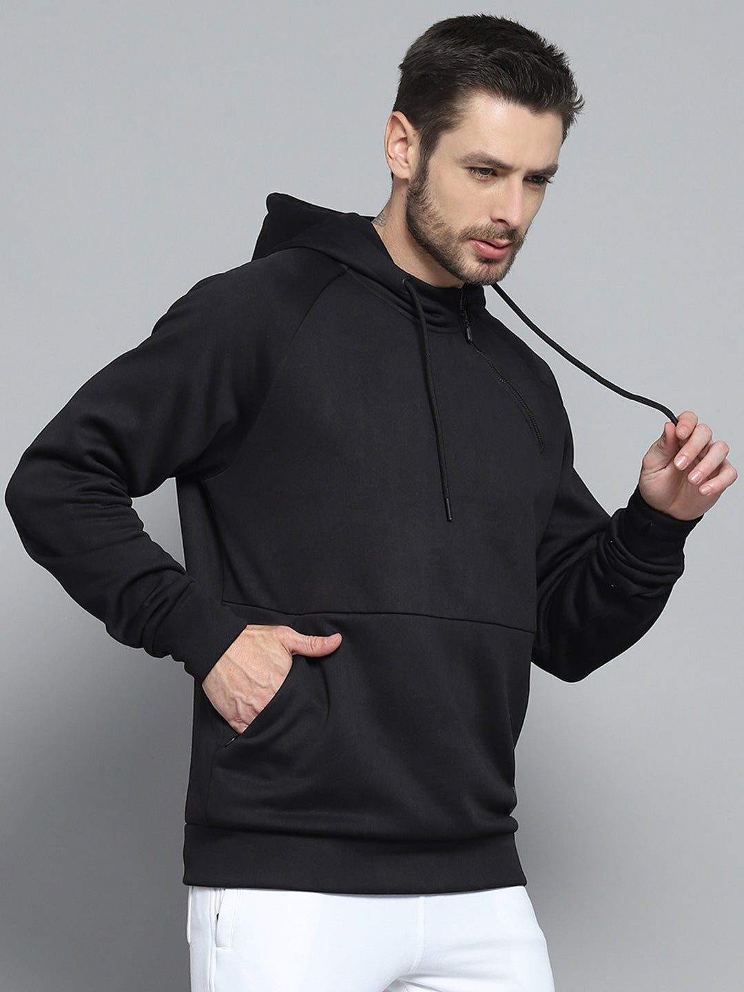 Rock.it Men Black Solid Hooded Full Sleeve Sweatshirt