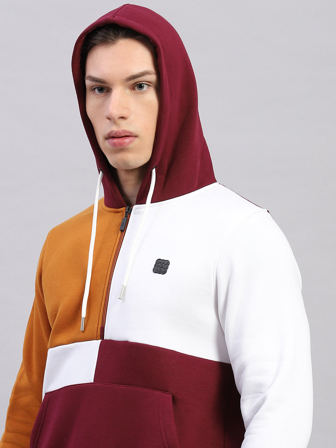 Rock.it Men Maroon Colourblocked Hooded Full Sleeve Sweatshirt