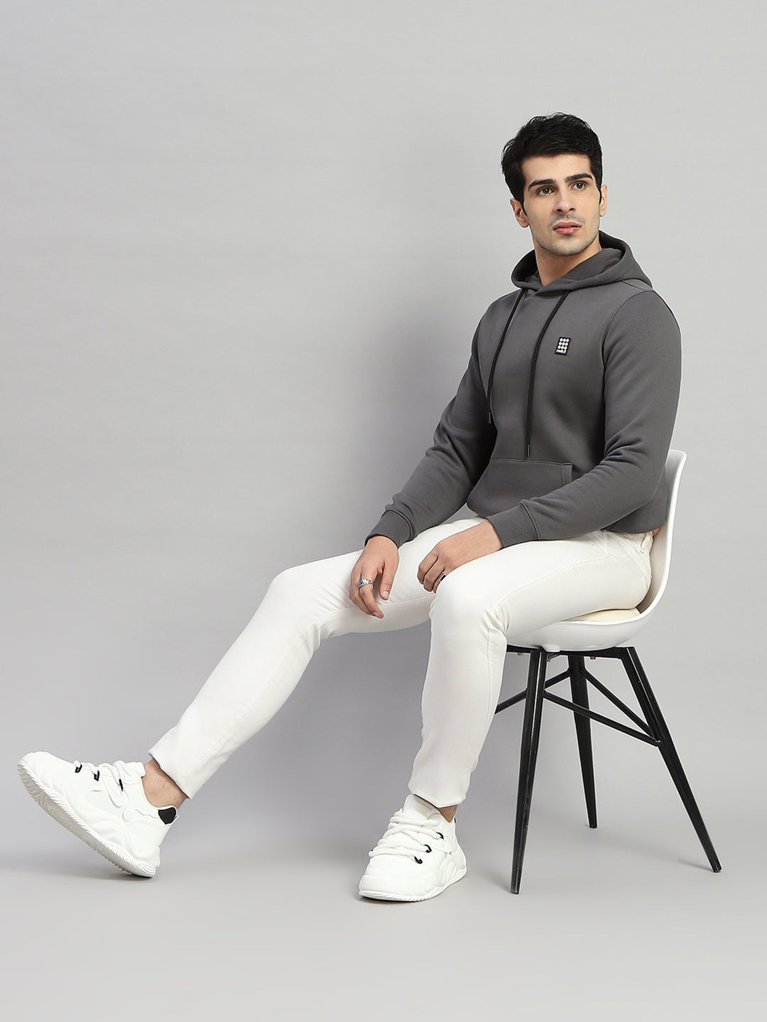 Rock.it Men Grey Solid Hooded Full Sleeve Sweatshirt