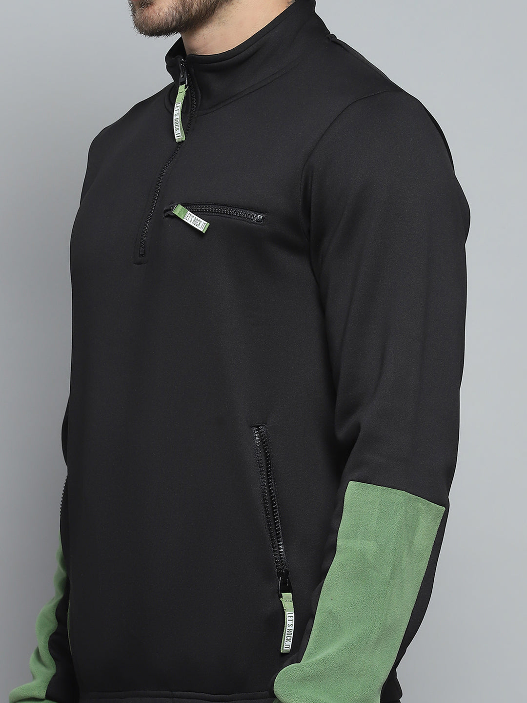 Rock.it Men Black Solid Mock Neck Full Sleeve Winter Tracksuit