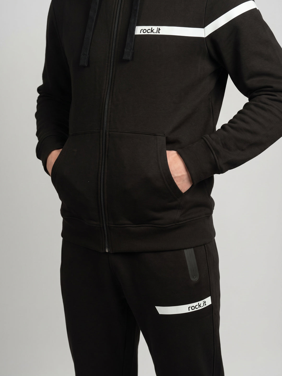 Rock.it Men Black Solid Round Neck Full Sleeve Winter Tracksuit
