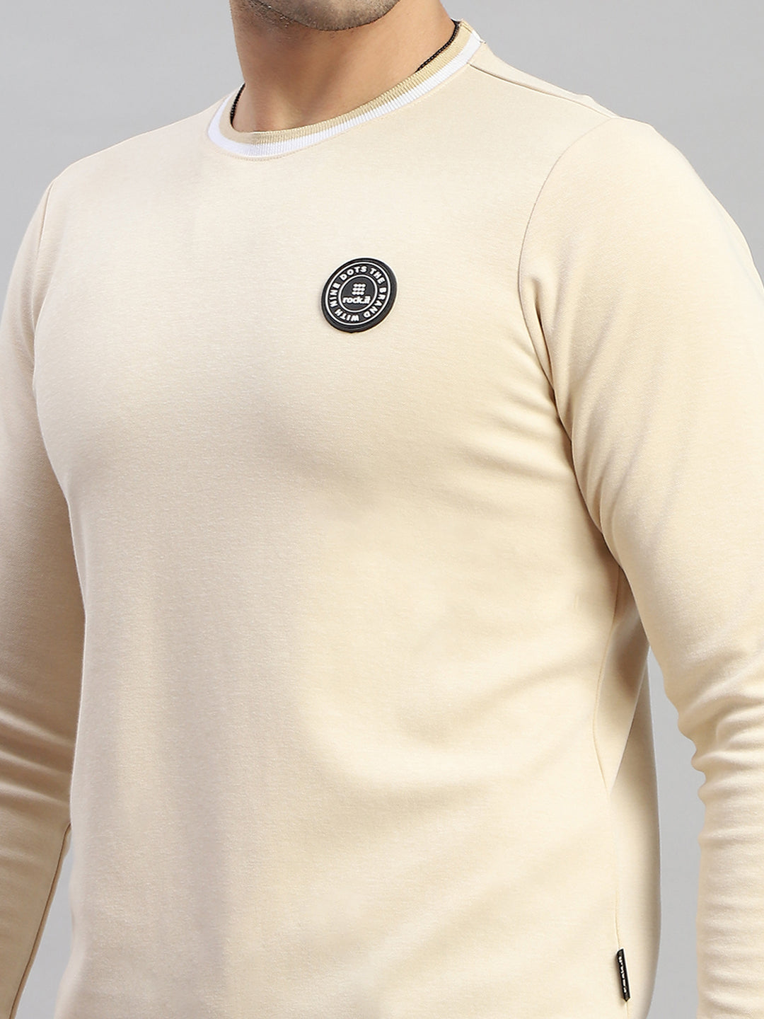 Rock.it Men Cream Solid Round Neck Full Sleeve T-Shirt