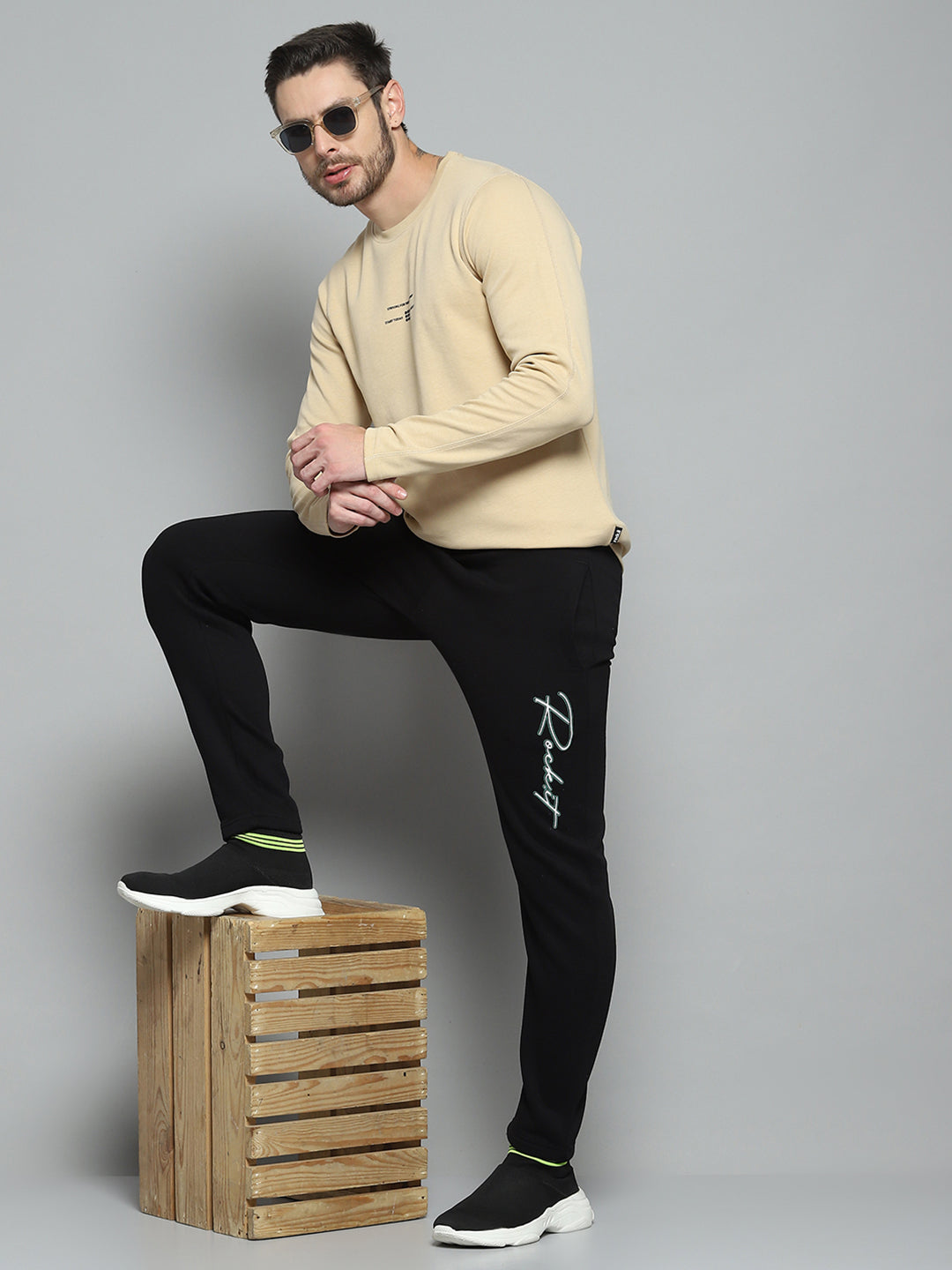 Rock.it Men Beige Printed Round Neck Full Sleeve Winter T-Shirt