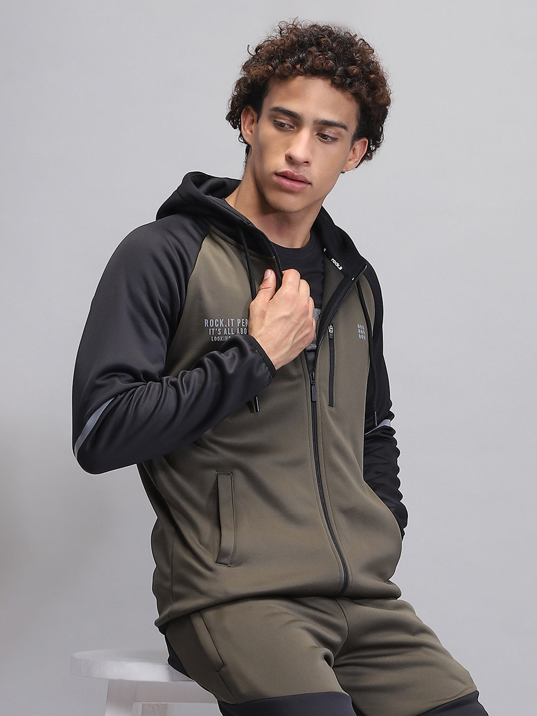 Rock.it Men Olive Printed Hooded Full Sleeve Winter Tracksuit