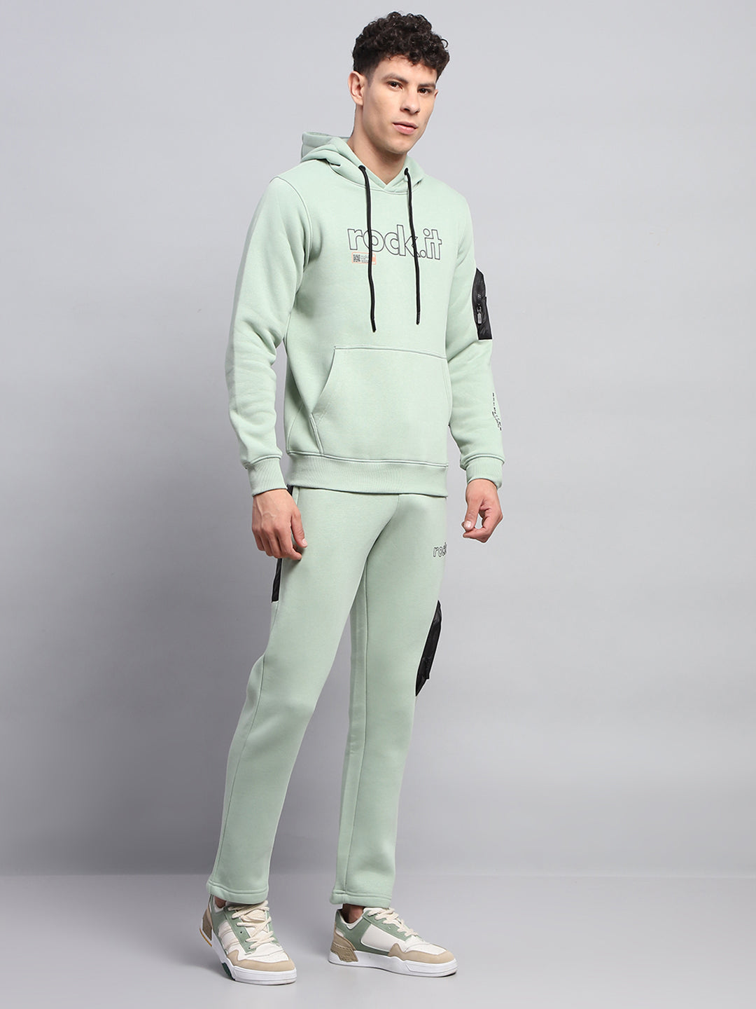 Rock.it Men Green Printed Hooded Full Sleeve Winter Tracksuit