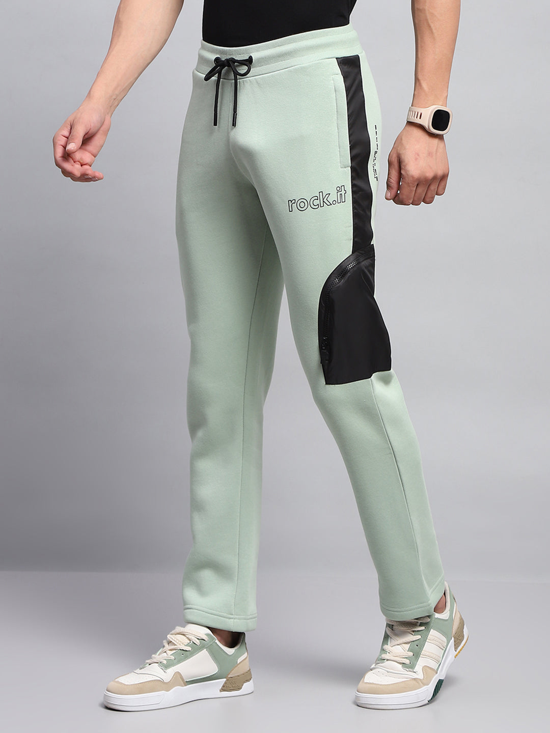 Rock.it Men Green Printed Hooded Full Sleeve Winter Tracksuit