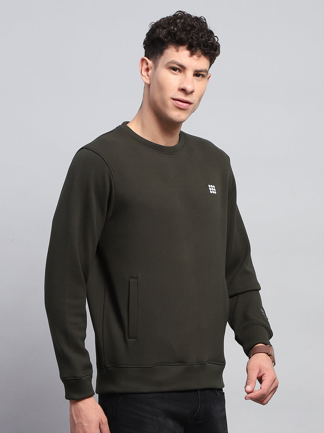 Rock.it Men Olive Solid Round Neck Full Sleeve Sweatshirt