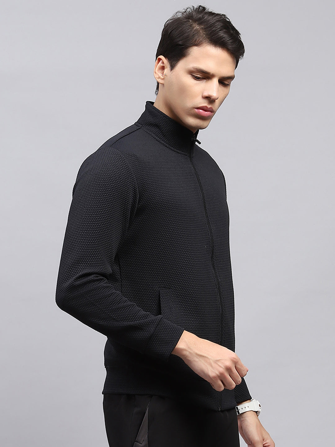 Rock.it Men Black Self Design Turtle Neck Full Sleeve Sweatshirt