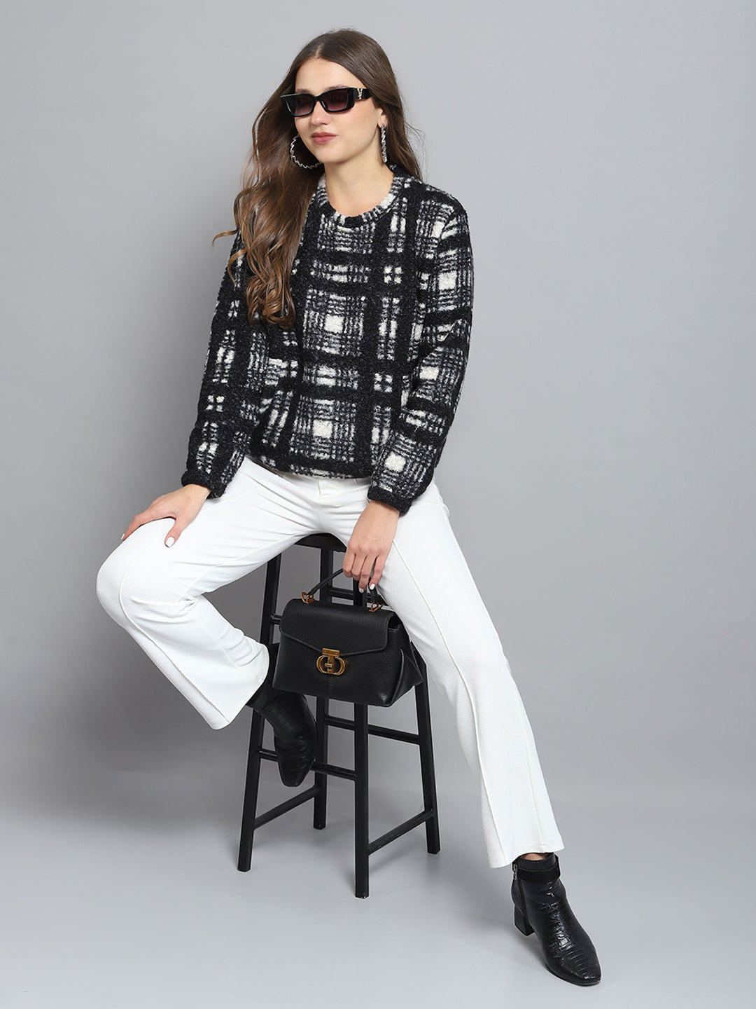 Rock.it Women Black Self Design Round Neck Full Sleeve Sweatshirt