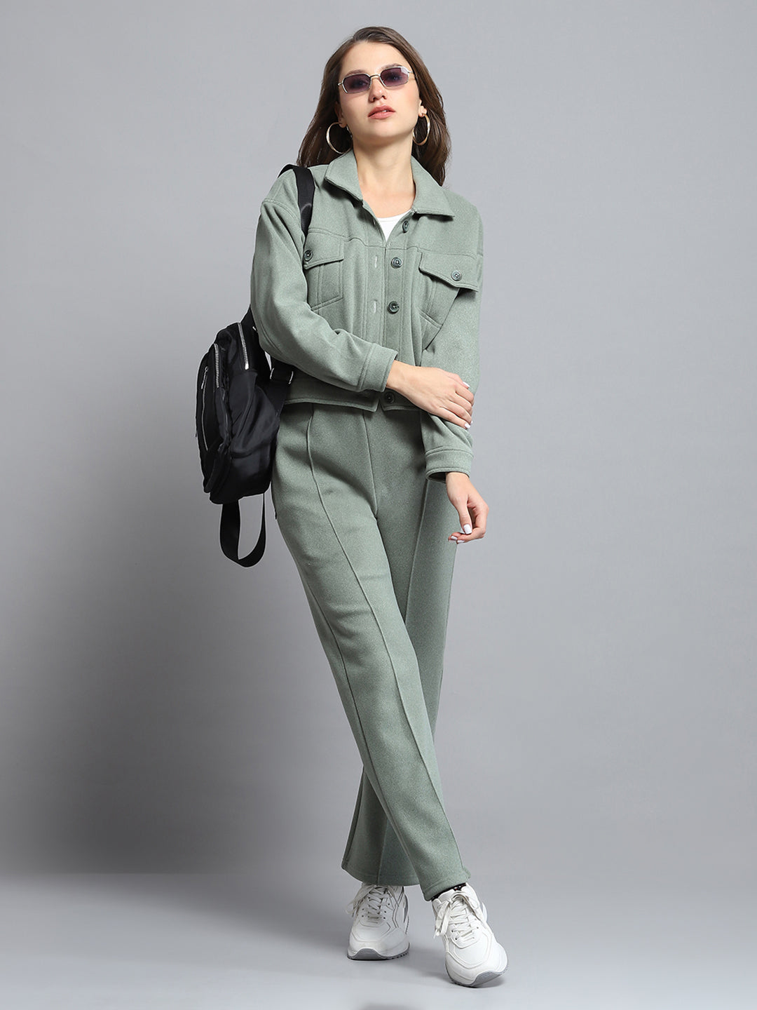 Rock.it Women Green Solid Collar Full Sleeve Tracksuit