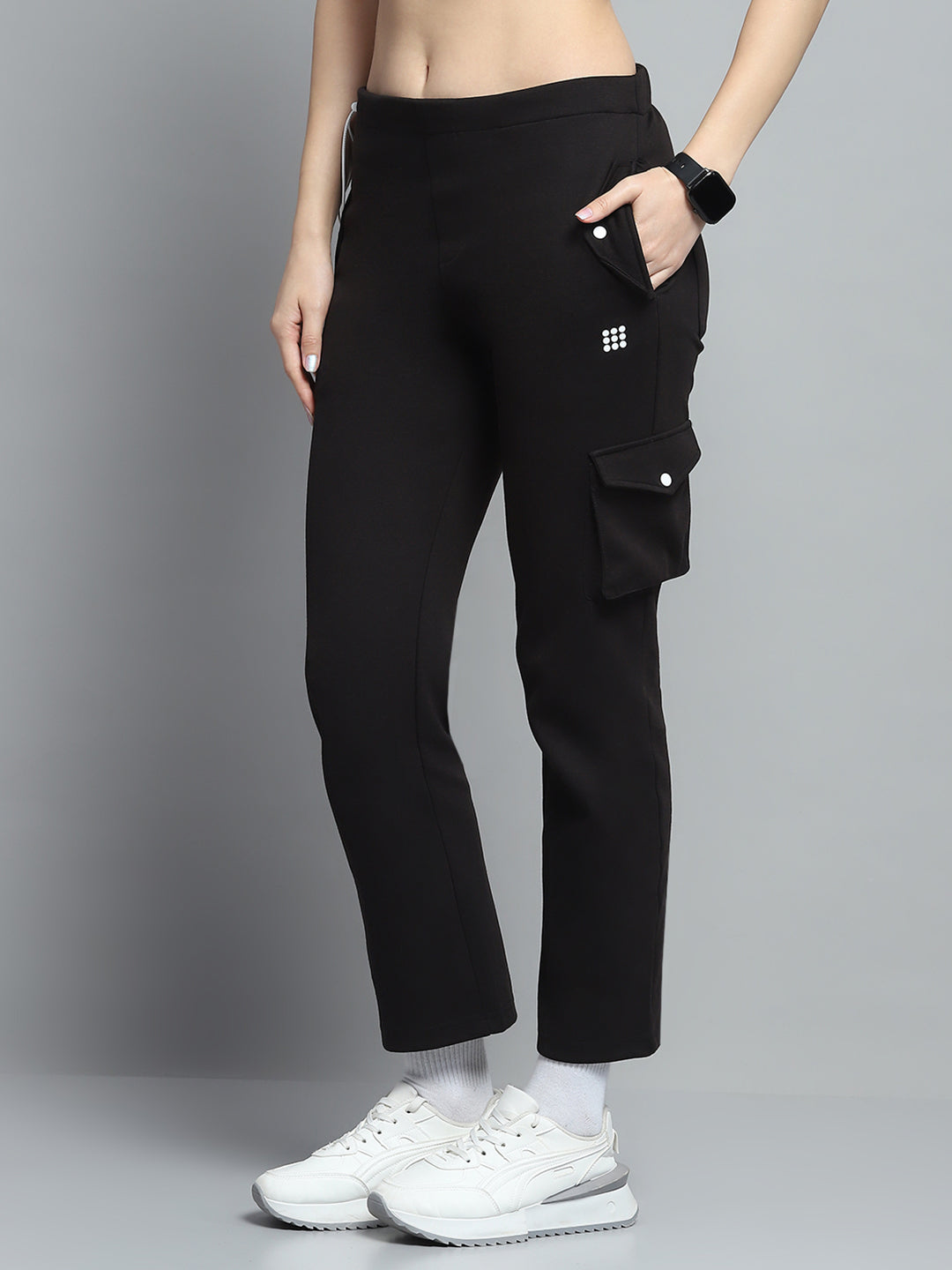 Rock.it Women Black Solid Round Neck Full Sleeve Tracksuit