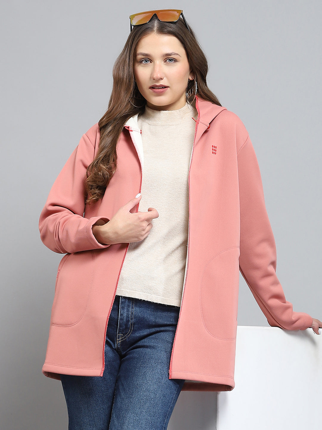 Rock.it Women Peach Solid Hooded Full Sleeve Sweatshirt