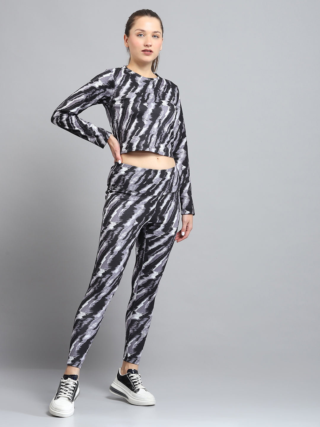Rock.it Women Black Printed Round Neck Full Sleeve Tracksuit
